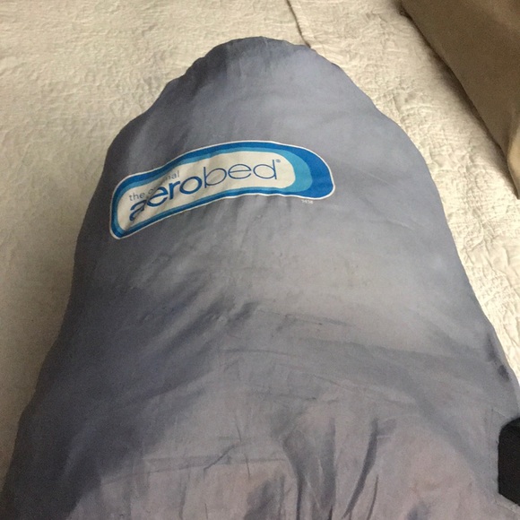 The original aero bed - Picture 1 of 1